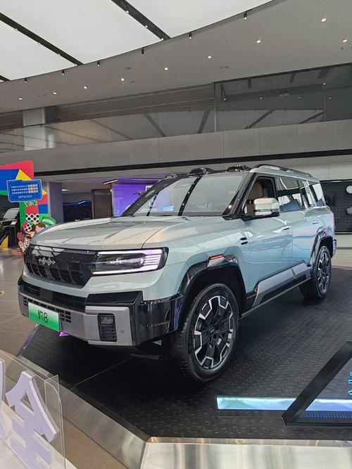 广州165比亚迪方程豹硬派越野的爆款，英菲尼迪35周年与你共成长